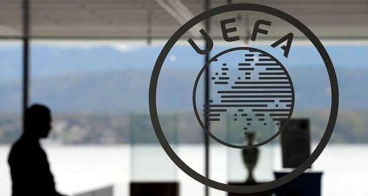 СМИ: УЕФА в ближайшее время объявит о приостановке еврокубков из-за коронавируса