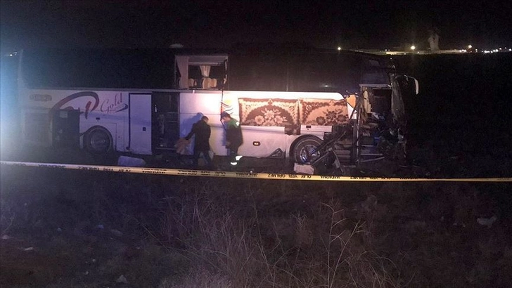 В Турции пассажирский автобус попал в ДТП: десятки пострадавших