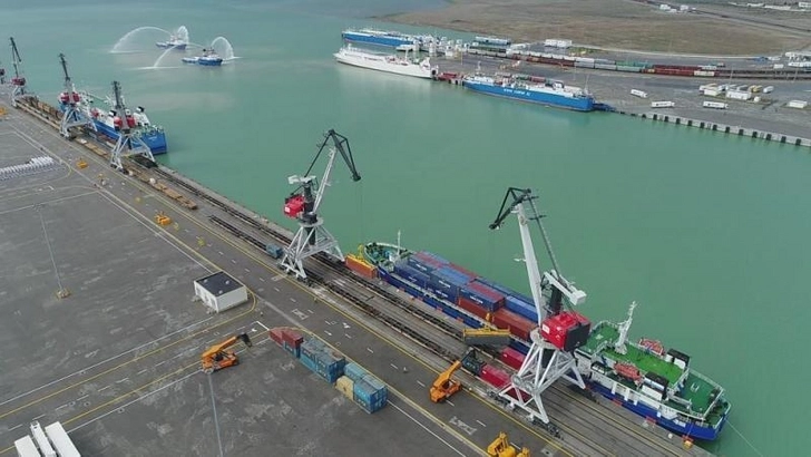 В Бакинском порту могут начать строительство терминала для удобрений
