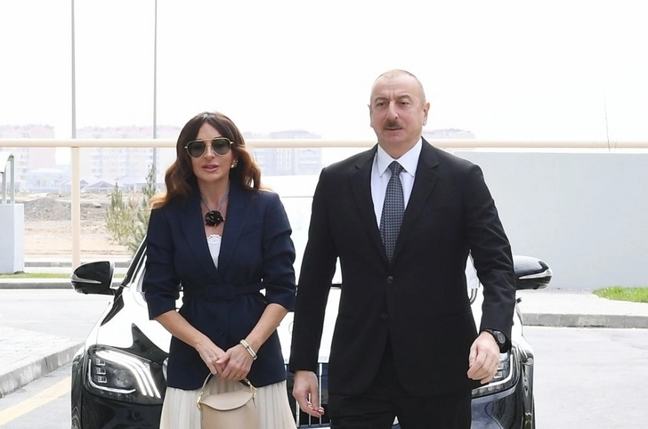 Ильхам Алиев и Мехрибан Алиева приняли участие в открытии Говсанского жилого комплекса - ФОТО/ОБНОВЛЕНО