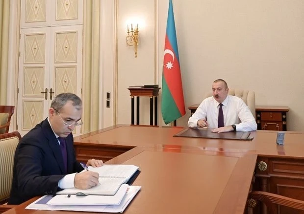 Президент Ильхам Алиев: Необходимо пересмотреть бюджетные расходы