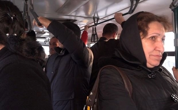 Бакинские автобусы: опасность сохраняется - ВИДЕО