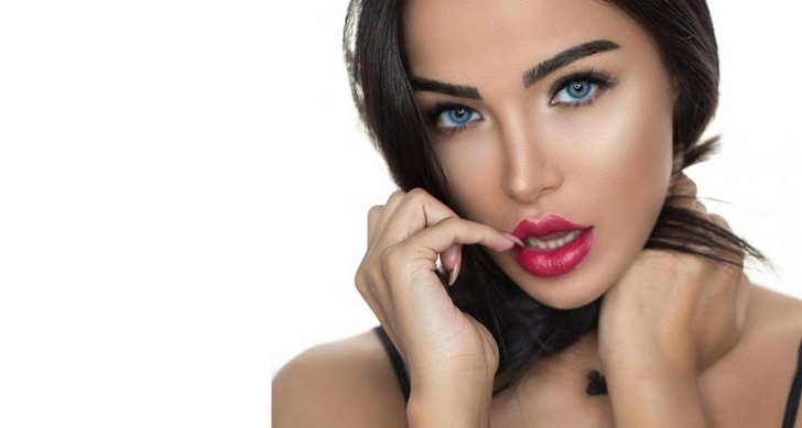 «Мисс Азербайджан» выставила на аукцион свое нижнее белье – ФОТО