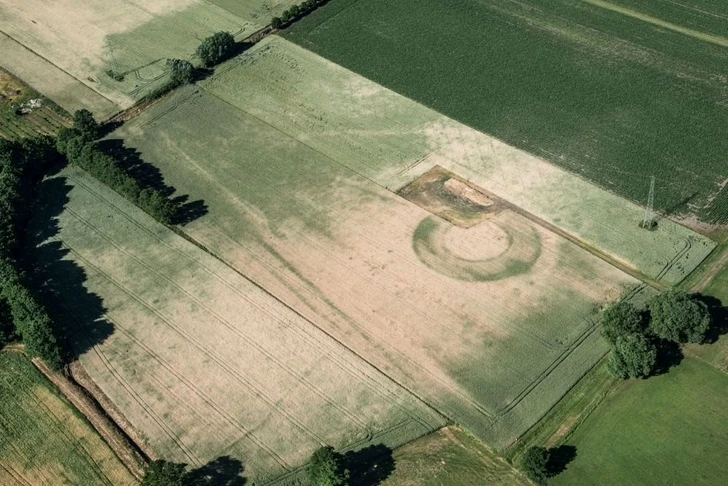 Таинственные круги на полях оказались древними цитаделями