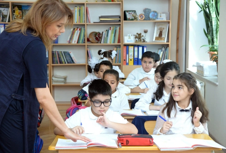 Министерство образования Азербайджана о продлении учебного года в стране