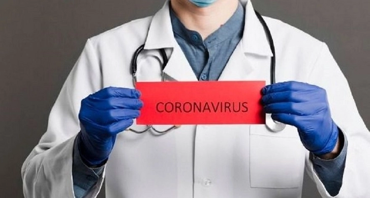 В Азербайджане шесть медиков заразились коронавирусом
