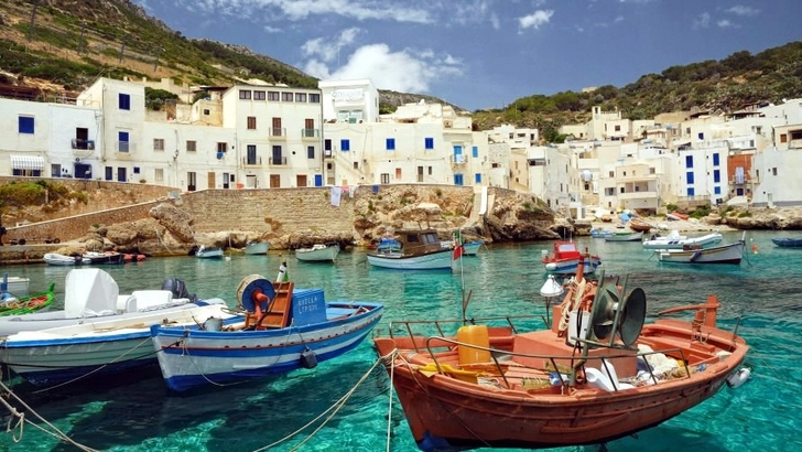 Сицилия пообещала оплатить туристам часть стоимости авиабилетов после окончания пандемии
