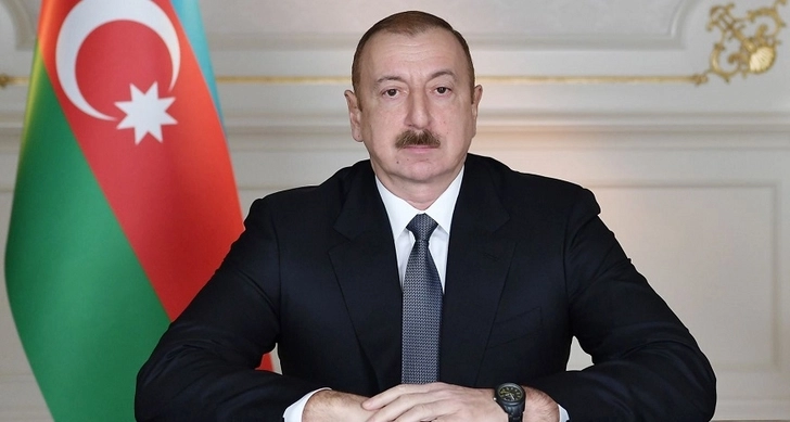 Ильхам Алиев провел телефонный разговор с Закиром Гараловым