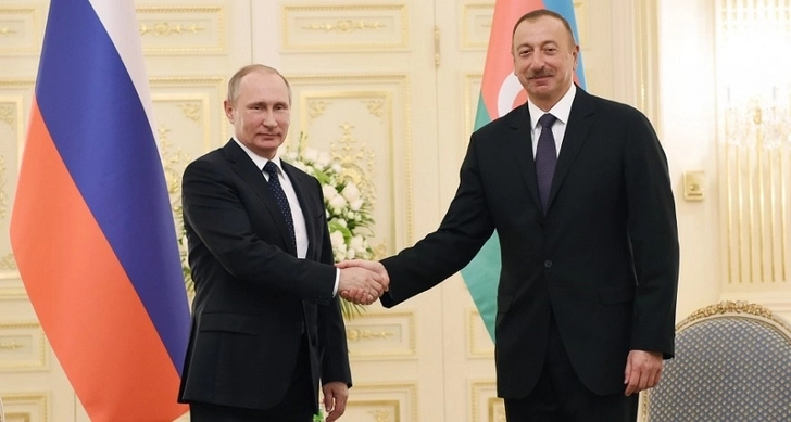 Путин поздравил Алиева и азербайджанцев по случаю 75-й годовщины Победы в Великой Отечественной войне