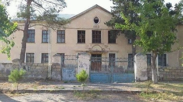 В Имишли здание школы находится в аварийном состоянии – ФОТО