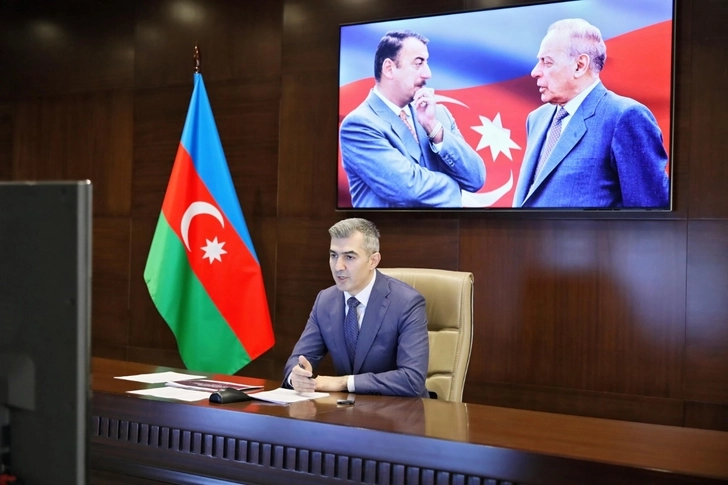 Вюсал Гусейнов: Иностранцы могут находиться в Азербайджане до снятия ограничений