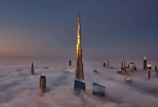 Флаг Азербайджана украсил самое высокое здание в мире - ФОТО