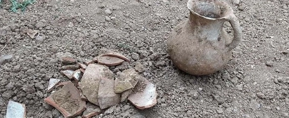 В Джалилабаде в ходе строительства школы обнаружены древние предметы быта - ФОТО