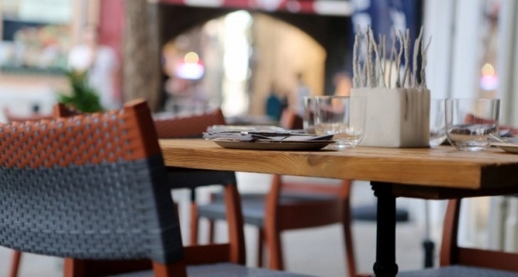 В Баку обнаружено кафе, нарушившее правила карантинного режима