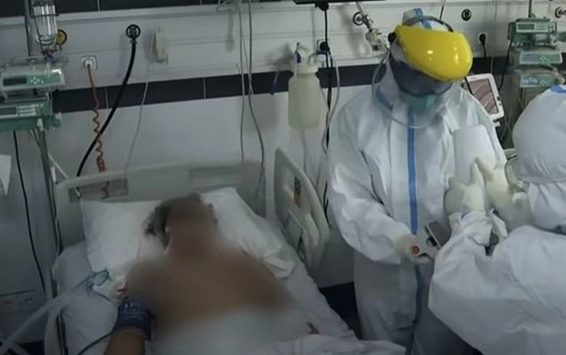 В Баку во время съемок в больнице ухудшилось состояние больной коронавирусом – ВИДЕО