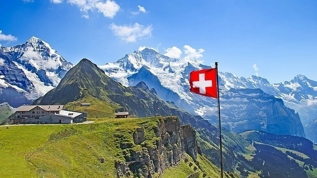 Швейцария открывает границы с ЕC в рамках очередного смягчения карантинных мер