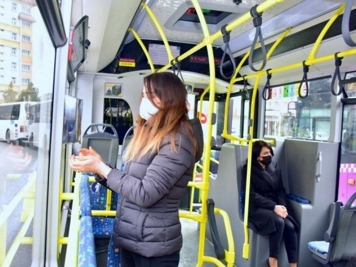 С 25 июня автобусы не будут покидать остановку, если в салоне будет пассажир без маски
