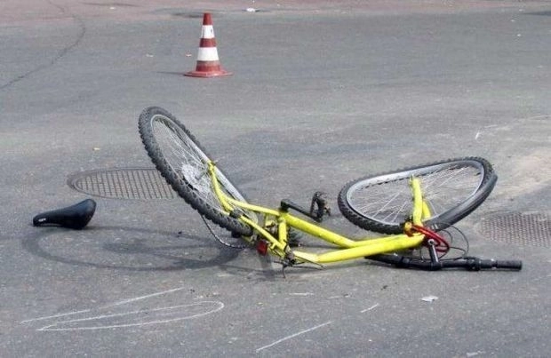 В Баку Mercedes насмерть сбил велосипедиста