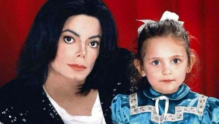Дочь Майкла Джексона выложила редкие снимки певца - ФОТО