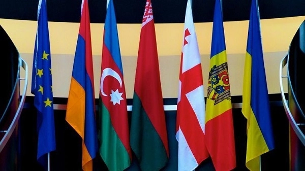 Комиссар ЕС проведет встречу с главами МИД стран Восточного партнерства в формате видеоконференции