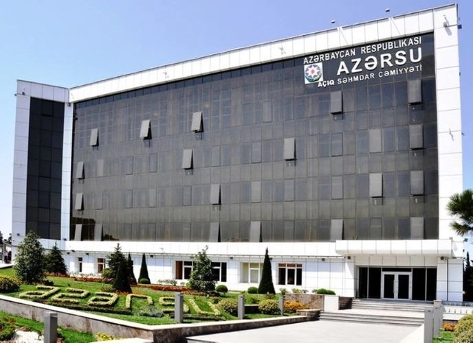 ОАО «Азерсу» начало прием обращений в связи с долгами за воду посредством Facebook и Telegram