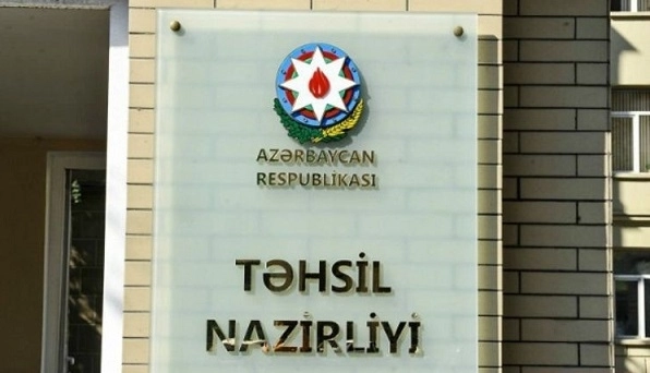 В Азербайджане отложен процесс перевода студентов