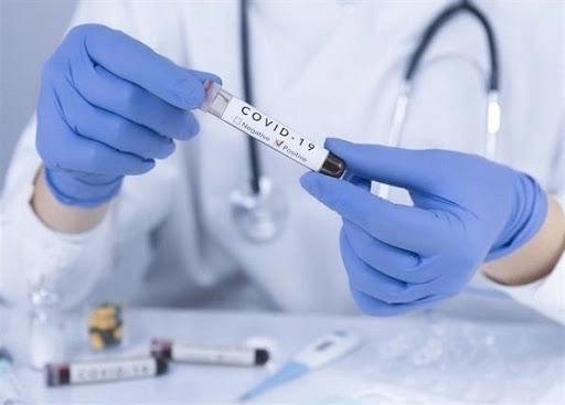 В Учебно-терапевтической клинике АМУ коронавирусом заразились 24 медработника - ВИДЕО