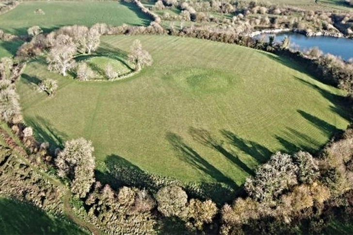 Гигантский доисторический храмовый комплекс обнаружен в Ирландии