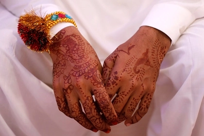 Пакистанец поджег 14-летнюю племянницу за отказ выходить замуж за его сына