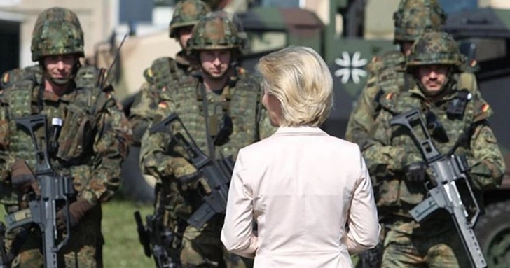 Немецкая армия выплатит солдатам-геям компенсацию за угнетение