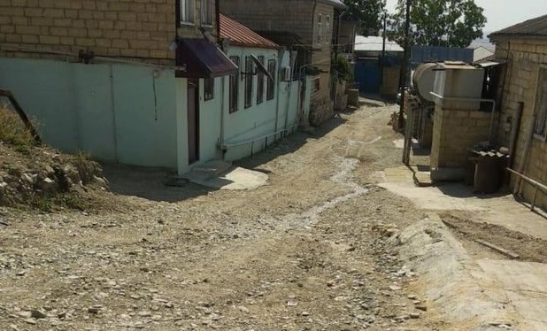 Дороги в центре Шамахы находятся в плачевном состоянии - ФОТО/ВИДЕО