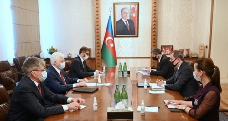 Глава МИД Азербайджана и посол РФ в Баку обсудили военную провокацию Армении на границе