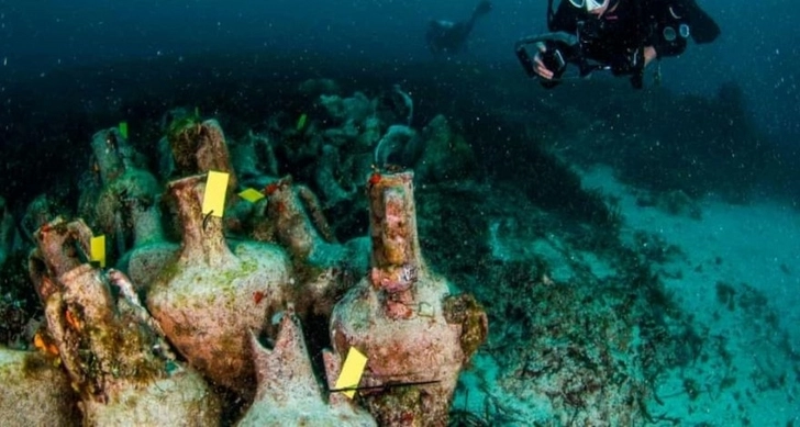 В Греции открыт первый в мире подводный музей затонувших кораблей