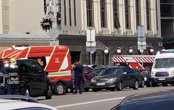 Захвативший отделение банка в Киеве задержан - ОБНОВЛЕНО - ВИДЕО