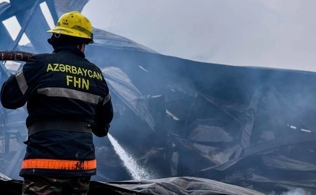 TƏBİB: При пожаре на химзаводе в Сумгайыте пострадали семь человек - ОБНОВЛЕНО