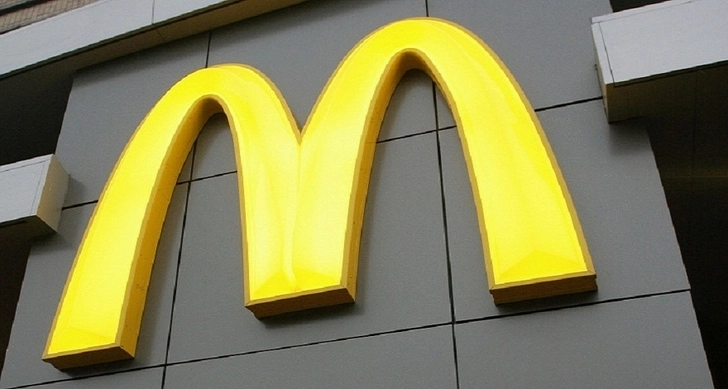 В США McDonald's обвинили в дискриминации