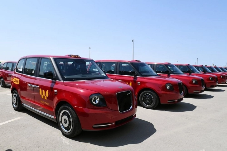 50 новых «Лондонских такси» уже введены в эксплуатацию в Баку