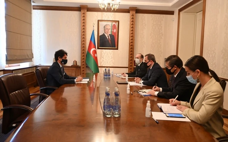 Глава МИД Азербайджана встретился с послом Италии