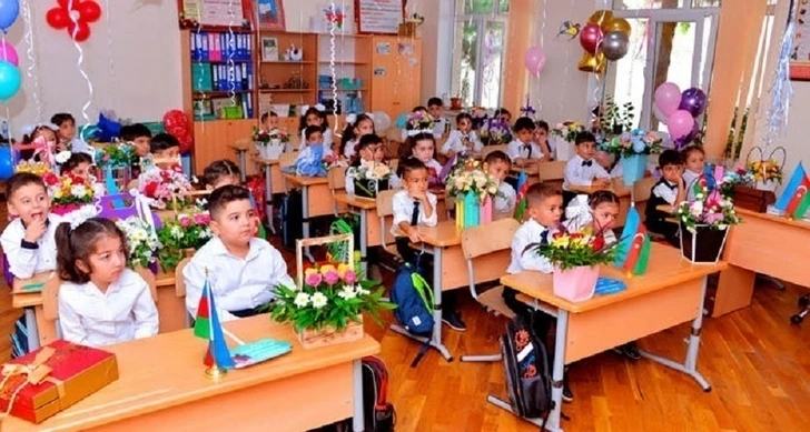 Обнародовано число учеников бакинских школ в новом году