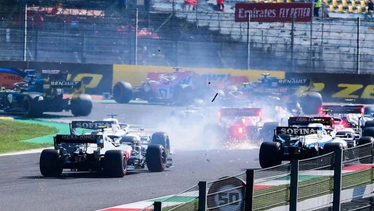 Гонка «Формулы-1» на Гран-при Тосканы приостановлена из-за аварии