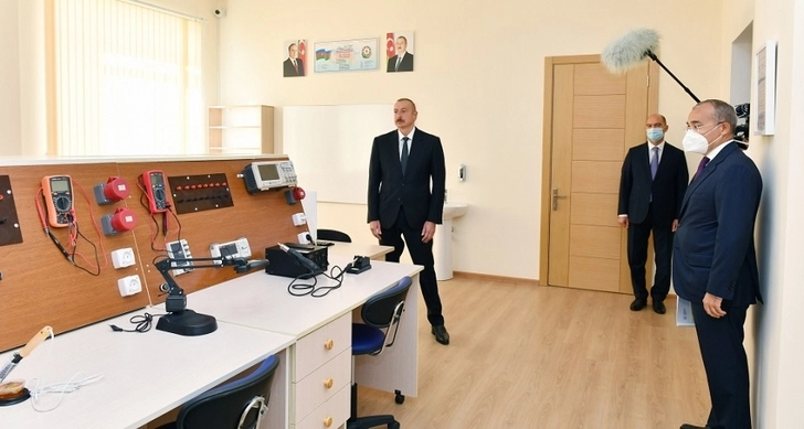 Ильхам Алиев принял участие в открытии Центра профобразования в Сумгайыте - ФОТО/ВИДЕО/ОБНОВЛЕНО