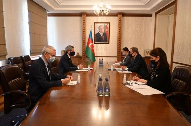 Глава МИД Азербайджана встретился с послом Франции – ФОТО