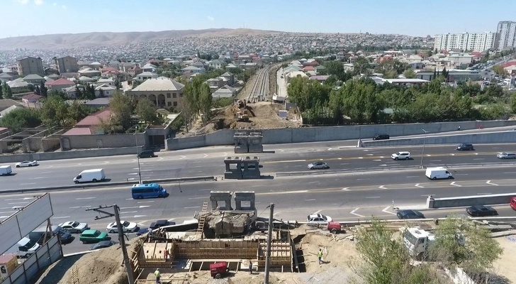 Названы сроки завершения строительства ж/д моста на автотрассе Баку-Сумгайыт