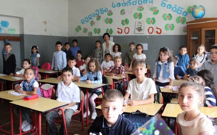 В Грузии сократилось количество азербайджаноязычных школ