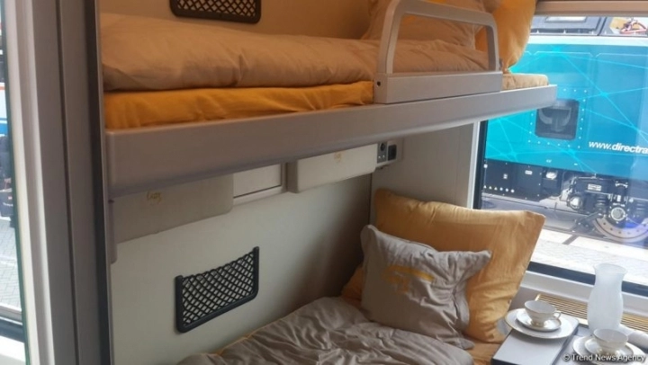 В Азербайджан прибыли новые спальные вагоны Stadler
