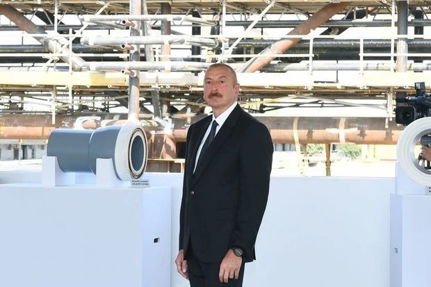 Нефтяники поблагодарили Ильхама Алиева за постоянно оказываемую поддержку - ВИДЕО