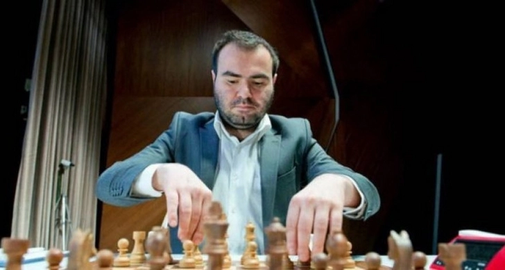 Шахрияр Мамедъяров обыграл Камского в очередном туре Бундеслиги