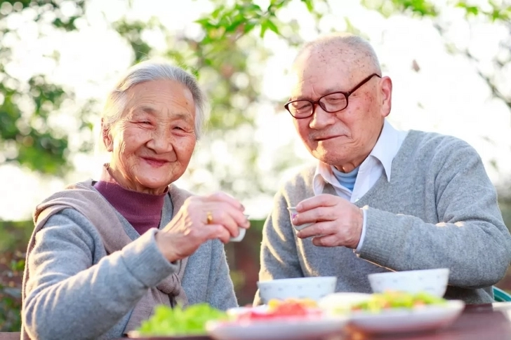 В Японии поставили новый рекорд по числу пожилых людей