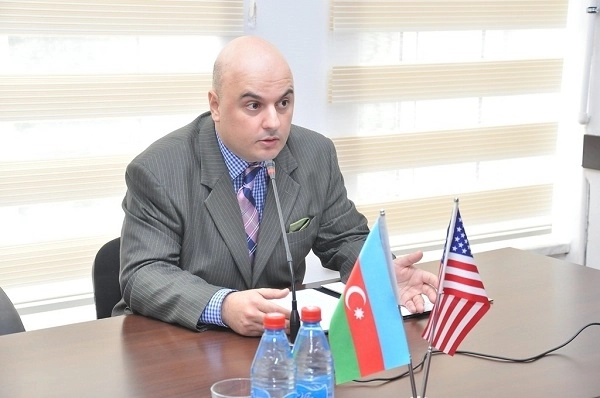 Питер Тейс: Пришло время поднять азербайджанский флаг в Шуше и Ханкенди