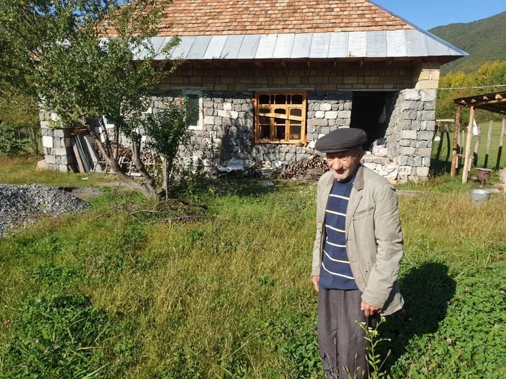 Пенсионер из Шеки перечислил деньги в Фонд поддержки ВС Азербайджана - ФОТО/ВИДЕО